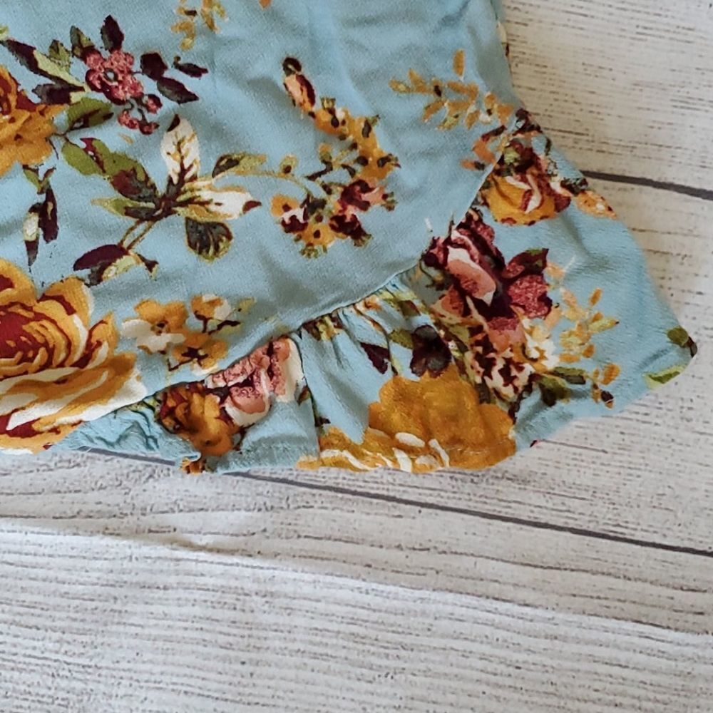 Xhilaration Medium Short Sleeve Dress - Picture 4 of 4